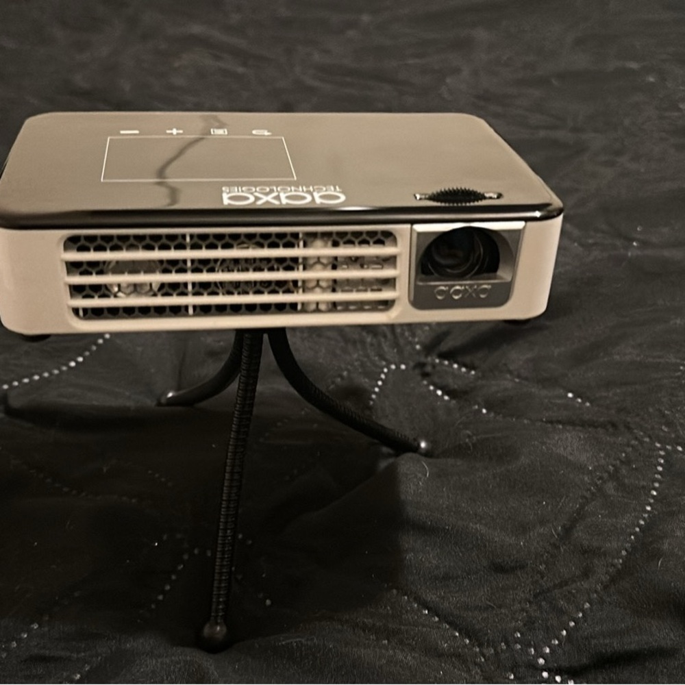 AAXA Technologies Mini Projector